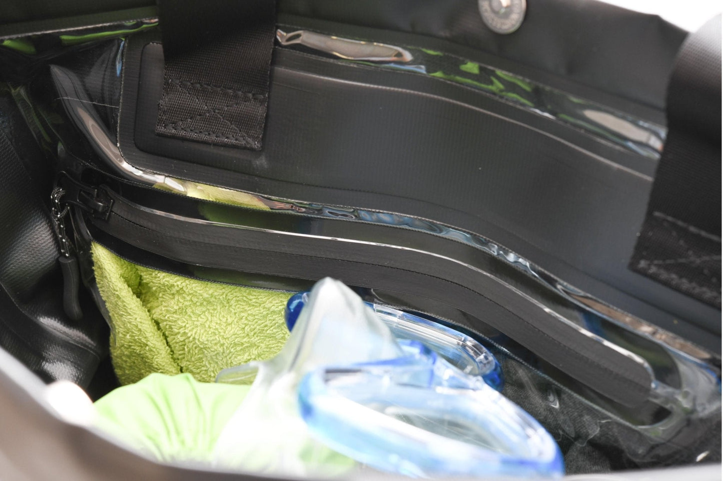 One shoulder waterproof bag